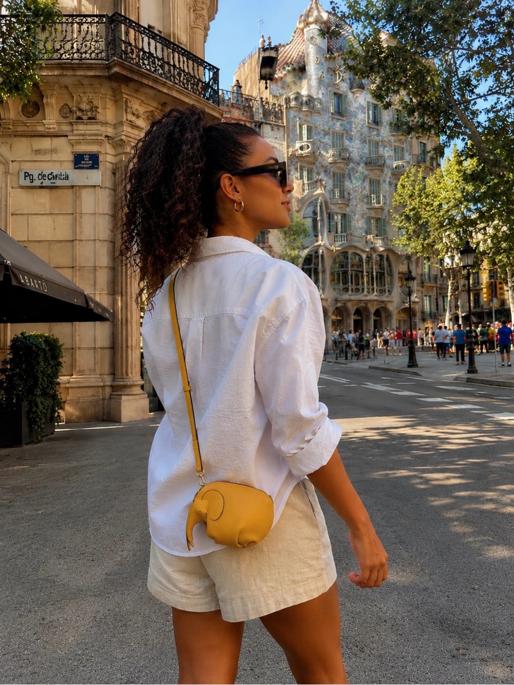 ❌ SOLD ❌LOEWE Small Yellow Leather Elephant Crossbody Bag